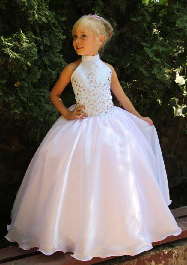 Ball-Gown Round Neck Sleeveless Floor-Length Flower Girl Dress with Appliques