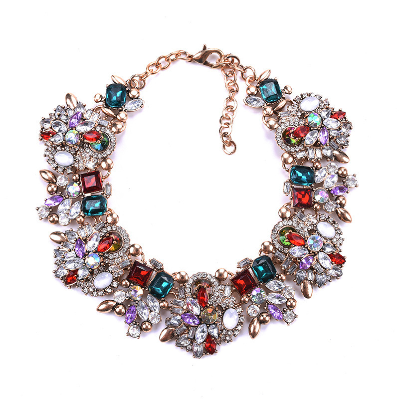 Stylish Enchanted Female Alloy Necklace with Rhinestone