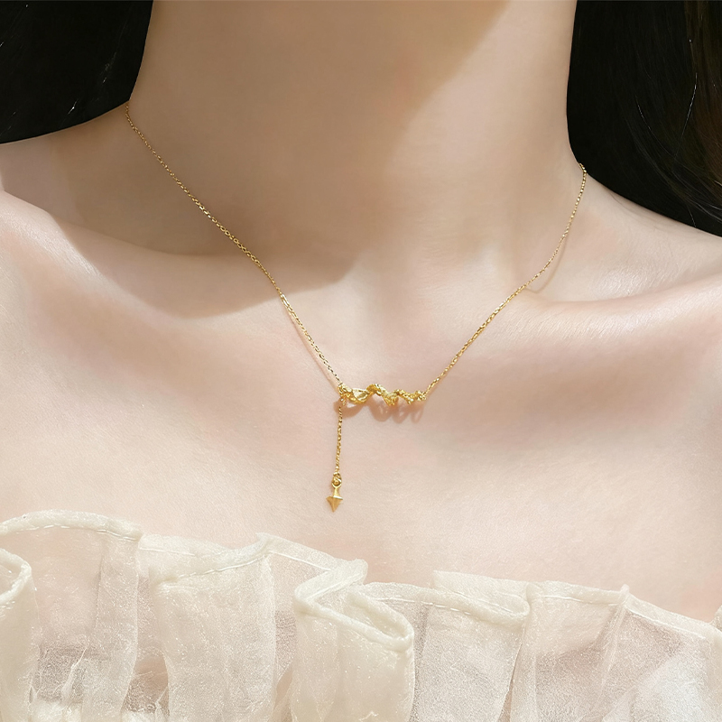 Chic Exquisite Unique Copper Necklace